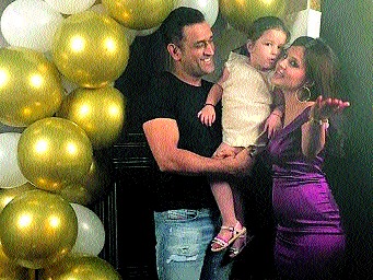 'Captain Cool' MS Dhoni @ 39, showers of good wishes from fans | ‘कॅप्टन कूल’ धोनी @३९, चाहत्यांकडून शुभेच्छांचा वर्षाव