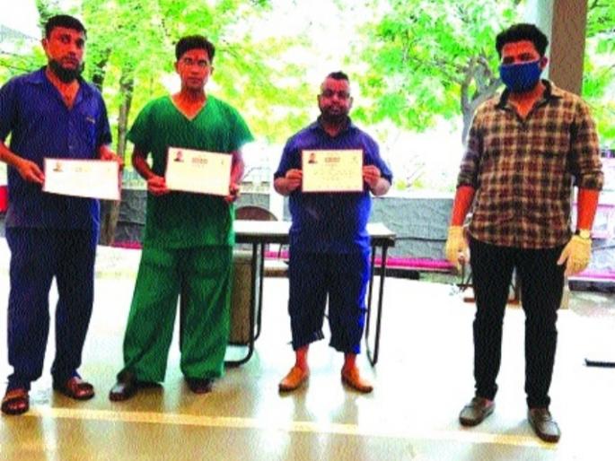 coronavirus: Three months maintenance of corpses | coronavirus: मृतदेहांची तीन महिने देखभाल, शवागृहातील त्रिमूर्ती ठरले देवदूत coronavirus: Three months maintenance of corpses | coronavirus: मृतदेहांची तीन महिने देखभाल, शवागृहातील त्रिमूर्ती ठरले देवदूत