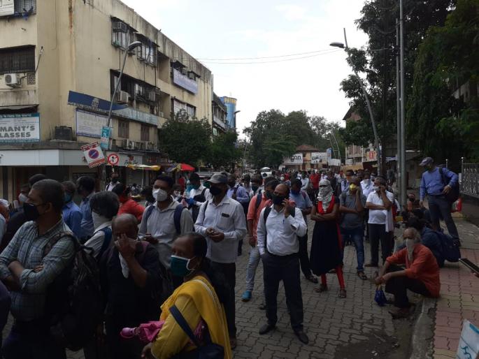 ST workers were infected with corona, a dramatic drop in bus trips, hundreds of passengers were stranded | एसटी कर्मचाऱ्यांना कोरोनाची लागण, बस फेऱ्यांमध्ये कमालीची घट, शेकडो प्रवासी ताटकळले ST workers were infected with corona, a dramatic drop in bus trips, hundreds of passengers were stranded | एसटी कर्मचाऱ्यांना कोरोनाची लागण, बस फेऱ्यांमध्ये कमालीची घट, शेकडो प्रवासी ताटकळले