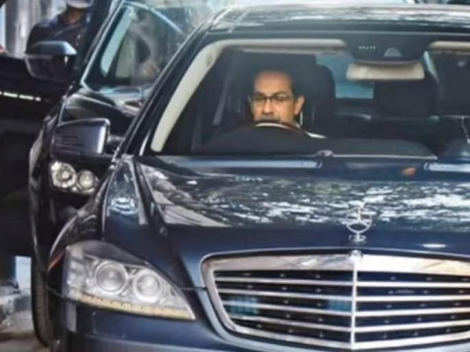 CoronaVirus Marathi News Uddhav Thackeray Leads The Way, Drives Himself | CoronaVirus News : ...अन् पुन्हा एकदा उद्धव ठाकरेंनी स्वतः घेतलं स्टेअरिंग हातात