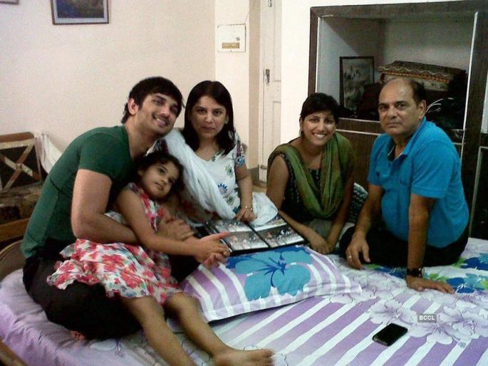Sushant Singh rajput Case : Sushant's sister, IPS brother-in-law and doctor will be interrogated, sushant's sisters on CBI's radar | Sushant Singh rajput Case : CBI च्या रडारवर सुशांतच्या बहिणी, IPS भावोजी अन् डॉक्टरची होणार चौकशी Sushant Singh rajput Case : Sushant's sister, IPS brother-in-law and doctor will be interrogated, sushant's sisters on CBI's radar | Sushant Singh rajput Case : CBI च्या रडारवर सुशांतच्या बहिणी, IPS भावोजी अन् डॉक्टरची होणार चौकशी