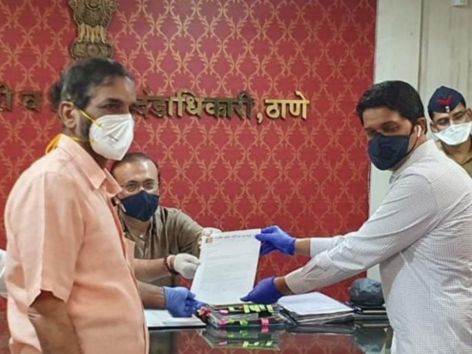 The plan to honor the detainees in the emergency should be maintained, BJP's statement to the District Collector | आणीबाणीतील बंदीवानांचा सन्मान करण्याची योजना कायम ठेवावी, भाजपाचे जिल्हाधिकाऱ्यांना निवेदन