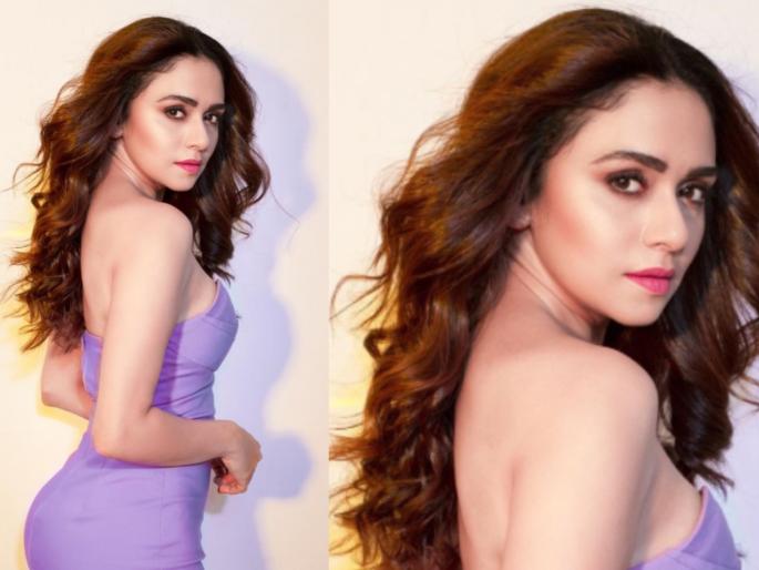 Amrita khanvilkar looks beautiful in saree | अमृता खानविलकरचा साडीतला स्वॅगलूक पाहिलात का ? Amrita khanvilkar looks beautiful in saree | अमृता खानविलकरचा साडीतला स्वॅगलूक पाहिलात का ?