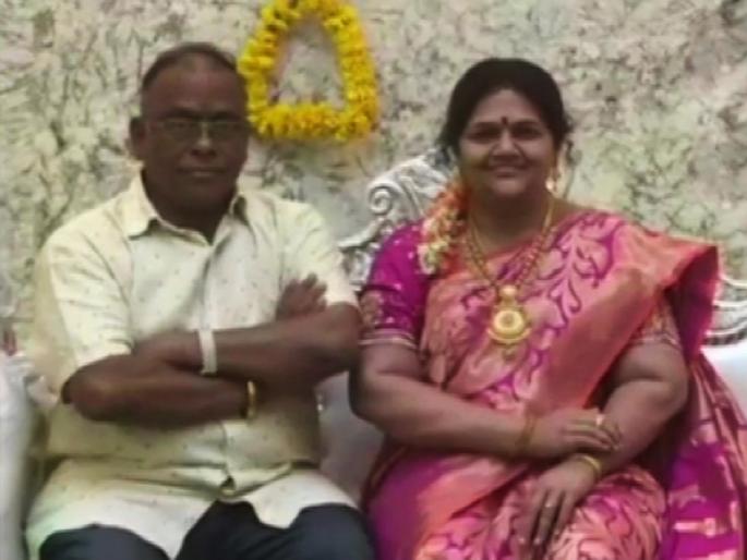 Karnataka industrialist shrinivas gupta celebrated house warming function with wifes silicon statue | तुझ्याविना करमेना! अपघातात पत्नीनं सोडली साथ; पतीने बनवला तिचा मेणाचा पुतळा