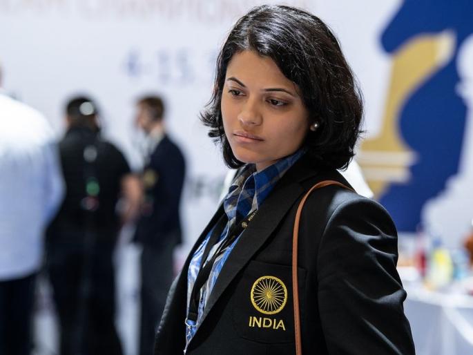 As soon as the server was shut down, the anxiety in Team India increased! | ‘सर्व्हर’ बंद पडताच ‘टीम इंडिया’त वाढली होती चिंता! As soon as the server was shut down, the anxiety in Team India increased! | ‘सर्व्हर’ बंद पडताच ‘टीम इंडिया’त वाढली होती चिंता!