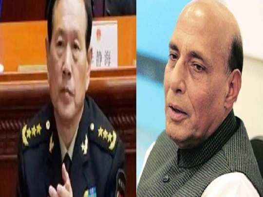 Chinese defense minister rushes in Moscow for Rajnath Singh's visit | भारतीय लष्कराच्या दणक्याने ड्रॅगनचे धाबे दणाणले, राजनाथ सिंहांच्या भेटीसाठी मॉस्कोमध्ये चिनी संरक्षण मंत्र्यांची धावाधाव Chinese defense minister rushes in Moscow for Rajnath Singh's visit | भारतीय लष्कराच्या दणक्याने ड्रॅगनचे धाबे दणाणले, राजनाथ सिंहांच्या भेटीसाठी मॉस्कोमध्ये चिनी संरक्षण मंत्र्यांची धावाधाव