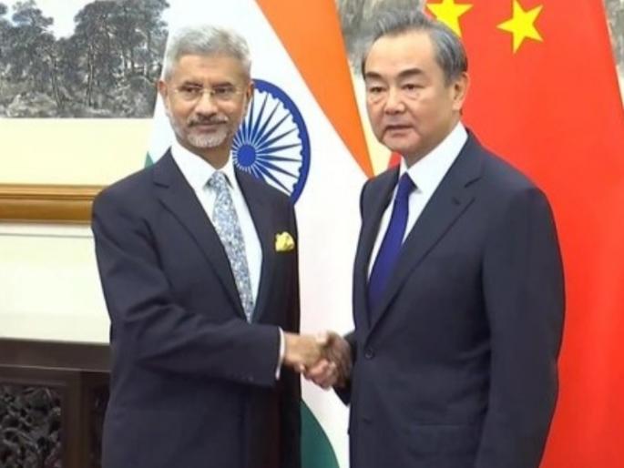 India China FaceOff: Signs of easing of tension in Ladakh, India, China agree on 5-point program | लडाखमधील तणाव निवळण्यासाठी भारत-चीनमध्ये ५ सूत्री कार्यक्रमावर सहमती, सैन्यमाघारीबाबतही झाला मोठा निर्णय India China FaceOff: Signs of easing of tension in Ladakh, India, China agree on 5-point program | लडाखमधील तणाव निवळण्यासाठी भारत-चीनमध्ये ५ सूत्री कार्यक्रमावर सहमती, सैन्यमाघारीबाबतही झाला मोठा निर्णय