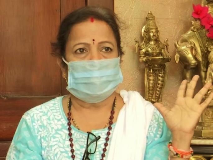 mumbai mayor kishori pednekar slams people who not wearing mask in corona | CoronaVirus News : "मास्क न घालणारे किलर, मुंबईतील 2 टक्के लोक कळत-नकळत इतरांना मारण्याचं करताहेत काम" mumbai mayor kishori pednekar slams people who not wearing mask in corona | CoronaVirus News : "मास्क न घालणारे किलर, मुंबईतील 2 टक्के लोक कळत-नकळत इतरांना मारण्याचं करताहेत काम"