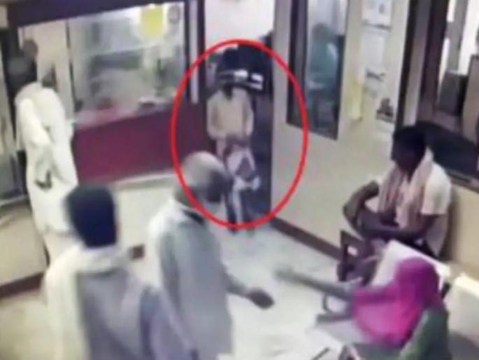 haryana 11 year old stole rs 20 lakh from bank in 36 seconds | बापरे! अवघ्या 36 सेकंदात 11 वर्षीय मुलाने केले तब्बल 20 लाख लंपास, असा मारला थेट बँकेतच डल्ला