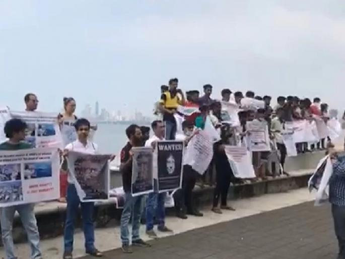 coronavirus: Anti-mask agitation in Mumbai, demand for complete withdrawal of lockdown | coronavirus: मुंबईत झाले अँटी मास्क आंदोलन, लॉकडाऊन पूर्णपणे मागे घेण्याची मागणी coronavirus: Anti-mask agitation in Mumbai, demand for complete withdrawal of lockdown | coronavirus: मुंबईत झाले अँटी मास्क आंदोलन, लॉकडाऊन पूर्णपणे मागे घेण्याची मागणी