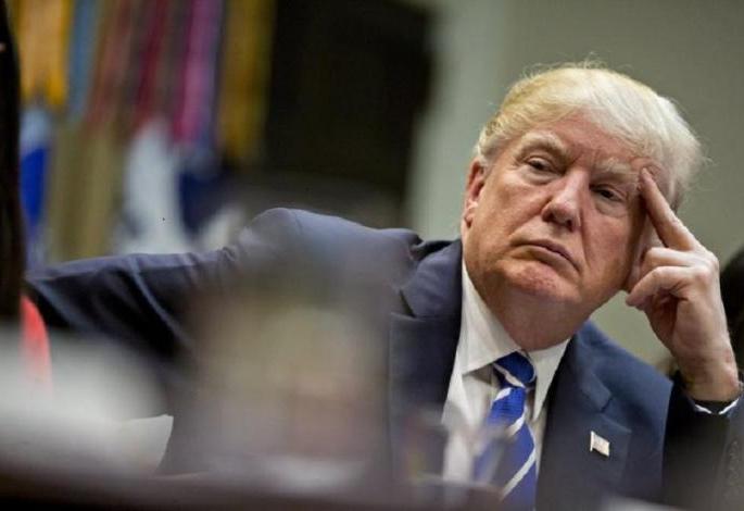 facebook twitter take action over us president donald trump misleading covid 19 posts | डोनाल्ड ट्रम्प यांची 'ती' पोस्ट Facebook ने केली डिलीट, 'हे' आहे कारण