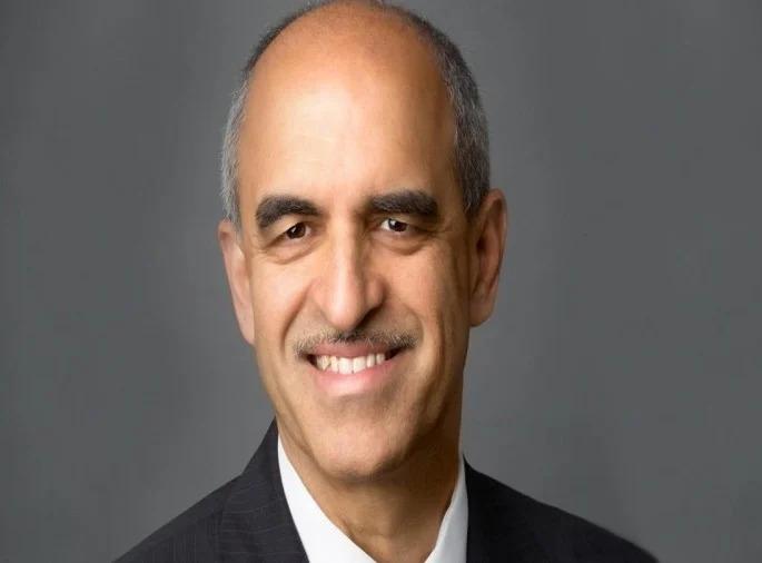 indian origin srikant datar as a new dean of harward university | मराठी पाऊल पडते पुढे! श्रीकांत दातार हार्वर्ड बिझनेस स्कूलचे नवे डीन indian origin srikant datar as a new dean of harward university | मराठी पाऊल पडते पुढे! श्रीकांत दातार हार्वर्ड बिझनेस स्कूलचे नवे डीन