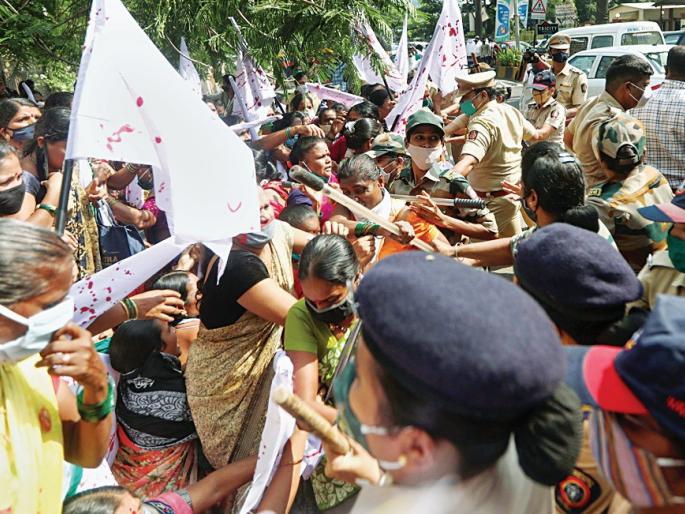 Airport affected people March on CIDCO, attempt to cordon off office; Arrest by police | विमानतळबाधितांचा सिडकोवर मोर्चा, कार्यालयाला घेराव घालण्याचा प्रयत्न; पोलिसांकडून धरपकड Airport affected people March on CIDCO, attempt to cordon off office; Arrest by police | विमानतळबाधितांचा सिडकोवर मोर्चा, कार्यालयाला घेराव घालण्याचा प्रयत्न; पोलिसांकडून धरपकड