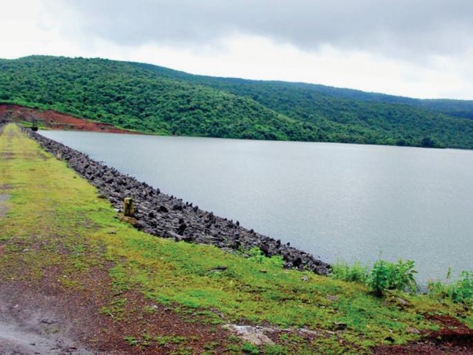 Work on Amboli canal in Murud taluka stalled | मुरुड तालुक्यातील आंबोली कालव्याचे काम रखडले