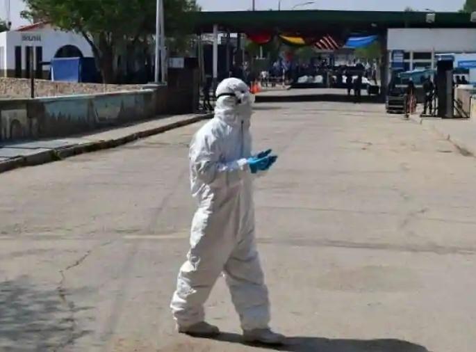 Following the corona, there are now symptoms of the 'chaparre virus' in the world | कोरोनापाठोपाठ आता जगावर 'चापरे विषाणू'चा धोका, अशी आहेत लक्षणे Following the corona, there are now symptoms of the 'chaparre virus' in the world | कोरोनापाठोपाठ आता जगावर 'चापरे विषाणू'चा धोका, अशी आहेत लक्षणे