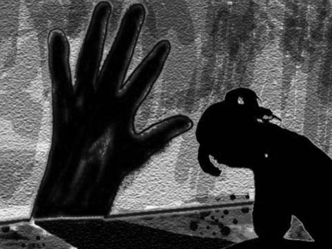 shameful incident young man who came to procession rape in a house and raped a minor | लग्नाच्या वरातीसोबत आलेल्या तरुणाने घरात घुसून अल्पवयीन मुलीवर केला बलात्कार shameful incident young man who came to procession rape in a house and raped a minor | लग्नाच्या वरातीसोबत आलेल्या तरुणाने घरात घुसून अल्पवयीन मुलीवर केला बलात्कार