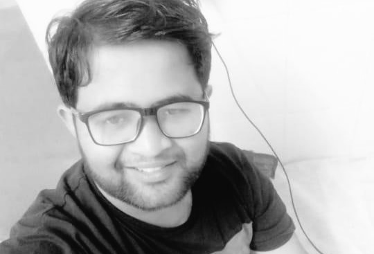corona warrior doctor shubham upadhyay dies at age 26 cm shivraj expressed grief | अहोरात्र केली रुग्णांची सेवा पण...; 26 वर्षीय कोरोना वॉरिअरने गमावला जीव; कर्तव्यनिष्ठेला मुख्यमंत्र्यांनी केला सलाम corona warrior doctor shubham upadhyay dies at age 26 cm shivraj expressed grief | अहोरात्र केली रुग्णांची सेवा पण...; 26 वर्षीय कोरोना वॉरिअरने गमावला जीव; कर्तव्यनिष्ठेला मुख्यमंत्र्यांनी केला सलाम