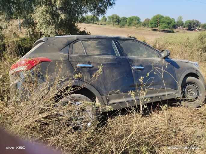 ner businessman Bhikesh Malani's vehicle crashed | नेरचे उद्योजक भिकेश मालानी यांच्या वाहनाचा अपघात ner businessman Bhikesh Malani's vehicle crashed | नेरचे उद्योजक भिकेश मालानी यांच्या वाहनाचा अपघात