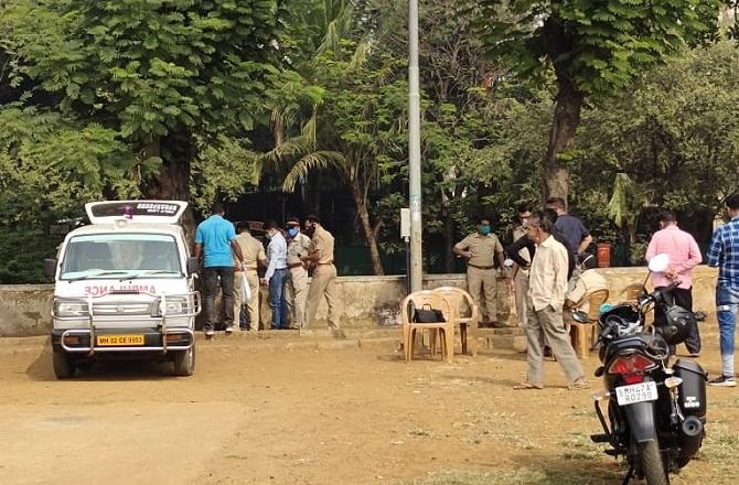 Citizens who went for a morning walk found the body of a young man | मॉर्निंग वॉकला गेलेल्या नागरिकांना तरुणाचा मृतदेह आढळला अन् माजली खळबळ Citizens who went for a morning walk found the body of a young man | मॉर्निंग वॉकला गेलेल्या नागरिकांना तरुणाचा मृतदेह आढळला अन् माजली खळबळ