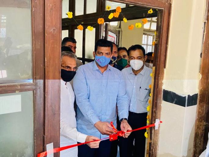 Vaccination drive launched at the J.J. hospital in the presence of Guardian Minister Aslam Sheikh | जे.जे. रुग्णालयात पालकमंत्री अस्लम शेख यांच्या उपस्थितीत लसीकरण मोहिमेचा शुभारंभ Vaccination drive launched at the J.J. hospital in the presence of Guardian Minister Aslam Sheikh | जे.जे. रुग्णालयात पालकमंत्री अस्लम शेख यांच्या उपस्थितीत लसीकरण मोहिमेचा शुभारंभ