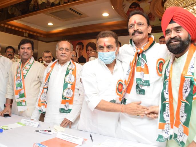 Congress's slogan to contest Mumbai Municipal Corporation elections on its own, trumpets were blown from North Mumbai | काँग्रेसचा मुंबई महापालिका निवडणुका स्वबळावर लढण्याचा नारा, उत्तर मुंबईतून रणशिंग फुंकले Congress's slogan to contest Mumbai Municipal Corporation elections on its own, trumpets were blown from North Mumbai | काँग्रेसचा मुंबई महापालिका निवडणुका स्वबळावर लढण्याचा नारा, उत्तर मुंबईतून रणशिंग फुंकले