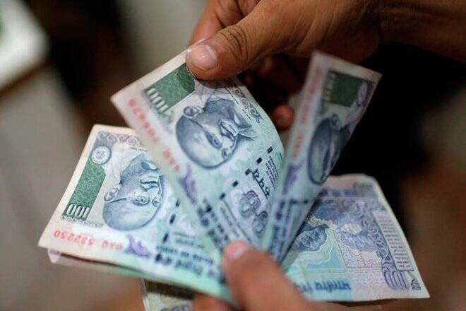 old rs of 100 ten and 5 notes going out of circulation after march | ...तर 100, 10 आणि 5 रुपयांच्या जुन्या नोटा चालणार नाहीत; RBI ने दिली महत्त्वाची माहिती old rs of 100 ten and 5 notes going out of circulation after march | ...तर 100, 10 आणि 5 रुपयांच्या जुन्या नोटा चालणार नाहीत; RBI ने दिली महत्त्वाची माहिती