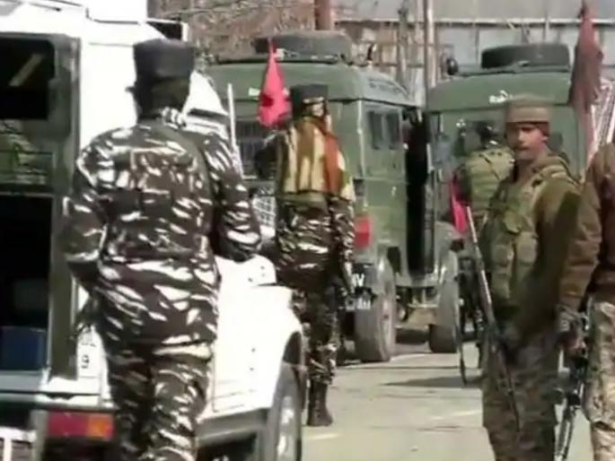 Jammu And Kashmir four army jawans injured in grenade attack of terrorists | Jammu And Kashmir : कुलगाममध्ये दहशतवाद्यांचा ग्रेनेड हल्ला, चार जवान जखमी Jammu And Kashmir four army jawans injured in grenade attack of terrorists | Jammu And Kashmir : कुलगाममध्ये दहशतवाद्यांचा ग्रेनेड हल्ला, चार जवान जखमी