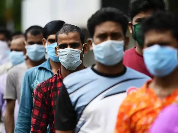 Coronavirus Unlock :As Corona's influence waned, the central government made several concessions to the Covid-19 guidelines | Coronavirus Unlock : कोरोनाचा प्रभाव ओसरला, केंद्र सरकारने कोविड-१९ गाईडलाईन्समध्ये अनेक सवलती दिल्या Coronavirus Unlock :As Corona's influence waned, the central government made several concessions to the Covid-19 guidelines | Coronavirus Unlock : कोरोनाचा प्रभाव ओसरला, केंद्र सरकारने कोविड-१९ गाईडलाईन्समध्ये अनेक सवलती दिल्या