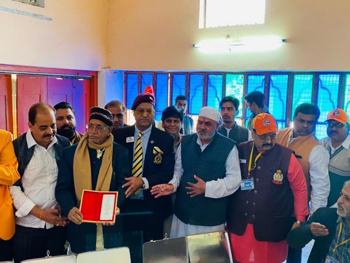 BJP's controversy erupted over silver bricks; Out of 211, only two bricks from Ulhasnagar | चांदीच्या विटांवरून भाजपतील वाद उफाळला; २११ पैकी उल्हासनगरातून केवळ दोनच विटा BJP's controversy erupted over silver bricks; Out of 211, only two bricks from Ulhasnagar | चांदीच्या विटांवरून भाजपतील वाद उफाळला; २११ पैकी उल्हासनगरातून केवळ दोनच विटा