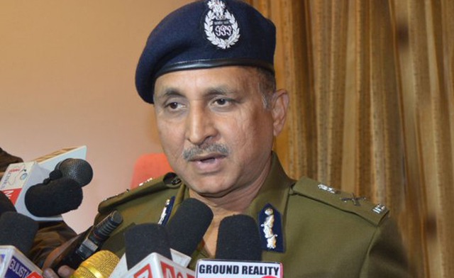 The Delhi Police Commissioner appreciated the good situation with restraint | संयम बाळगून छान परिस्थिती हाताळलीत, दिल्ली पोलीस आयुक्तांनी केले कौतूक  The Delhi Police Commissioner appreciated the good situation with restraint | संयम बाळगून छान परिस्थिती हाताळलीत, दिल्ली पोलीस आयुक्तांनी केले कौतूक