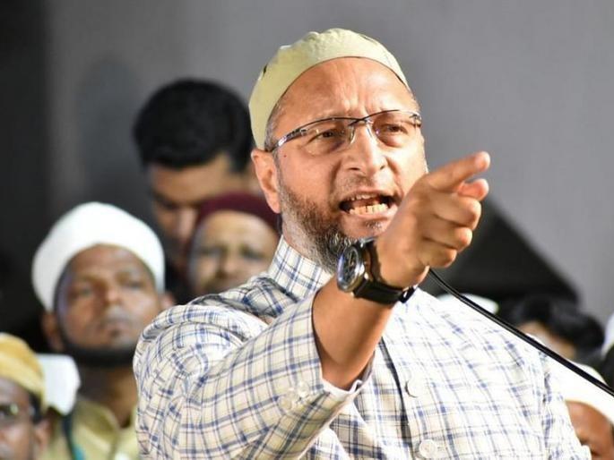 AIMIM Asaduddin Owaisi called congress band baja party | "बँड-बाजा पार्टीने आम्हाला भाजपाची बी-टीम म्हणणं सुरू केलंय", ओवैसींचा काँग्रेसवर हल्लाबोल AIMIM Asaduddin Owaisi called congress band baja party | "बँड-बाजा पार्टीने आम्हाला भाजपाची बी-टीम म्हणणं सुरू केलंय", ओवैसींचा काँग्रेसवर हल्लाबोल