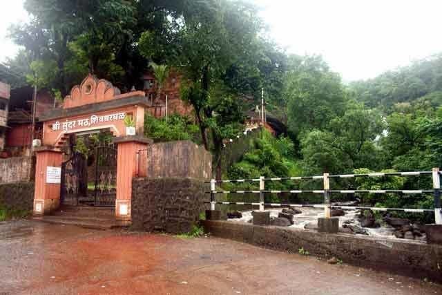 Dasbodh Janmotsav Yatra at Shivtharghal canceled | शिवथरघळ येथील दासबोध जन्मोत्सव यात्रा रद्द  