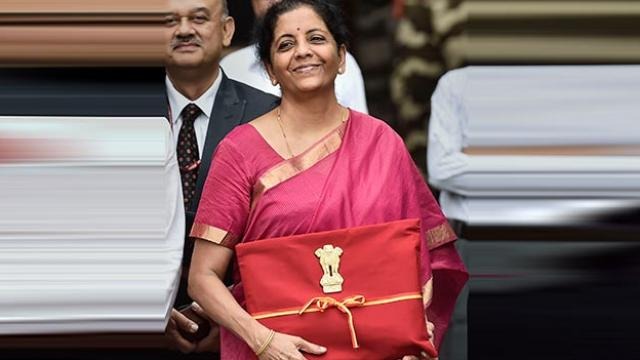 budget 2021: Tax deduction or concession? Budget today; The economy needs an economic vaccine | budget 2021 : करसवलती की करभार? आज अर्थसंकल्प; अर्थव्यवस्थेला आर्थिक लसीची गरज