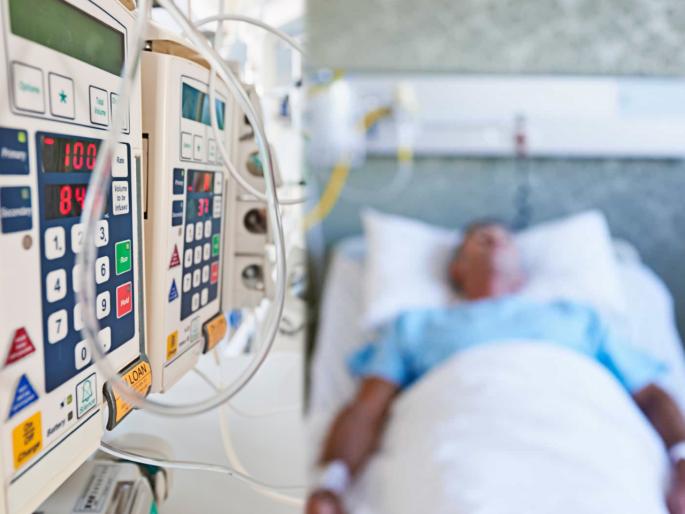 A student in england got injured in accident and went to coma before corona lockdown and now he is back | तब्बल ११ महिन्यांनंतर कोमातून बाहेर आला तरूण; कोरोनाबद्दल काहीच माहीत नव्हतं, अन् मग.... A student in england got injured in accident and went to coma before corona lockdown and now he is back | तब्बल ११ महिन्यांनंतर कोमातून बाहेर आला तरूण; कोरोनाबद्दल काहीच माहीत नव्हतं, अन् मग....