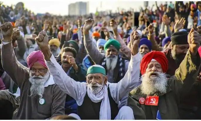 Farmers Protest: Internet service suspension extented in 'this' districts of Haryana till February 5 | Farmers Protest : हरयाणातील 'या' जिल्ह्यांमध्ये ५ फेब्रुवारीपर्यंत इंटरनेट सेवा बंद Farmers Protest: Internet service suspension extented in 'this' districts of Haryana till February 5 | Farmers Protest : हरयाणातील 'या' जिल्ह्यांमध्ये ५ फेब्रुवारीपर्यंत इंटरनेट सेवा बंद