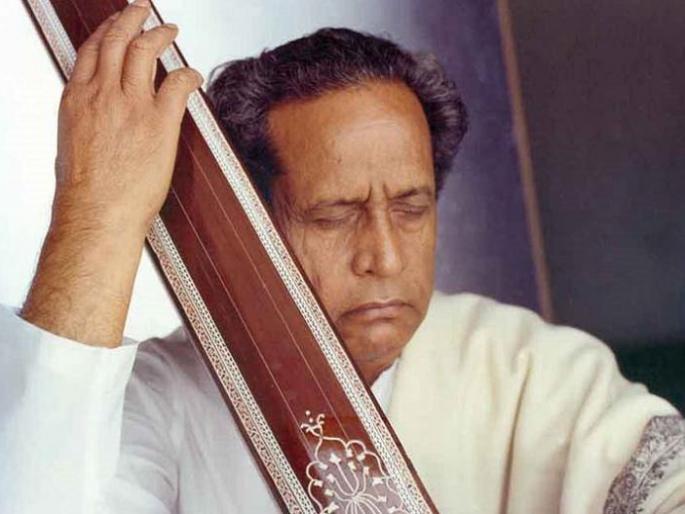 ‘Swarabhaskar!’ : Bhimsen Joshi | अखंड तळपणारा ‘स्वरभास्कर!’ ‘Swarabhaskar!’ : Bhimsen Joshi | अखंड तळपणारा ‘स्वरभास्कर!’