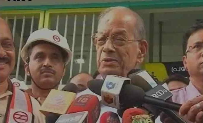The sculptor of the Konkan Railway, India's Metroman E. Sreedharan will enter politics; Will joins BJP soon | कोकण रेल्वेचे शिल्पकार, भारताचे मेट्रोमॅन ई. श्रीधरन राजकारणात उतरणार; या पक्षात प्रवेश करणार The sculptor of the Konkan Railway, India's Metroman E. Sreedharan will enter politics; Will joins BJP soon | कोकण रेल्वेचे शिल्पकार, भारताचे मेट्रोमॅन ई. श्रीधरन राजकारणात उतरणार; या पक्षात प्रवेश करणार
