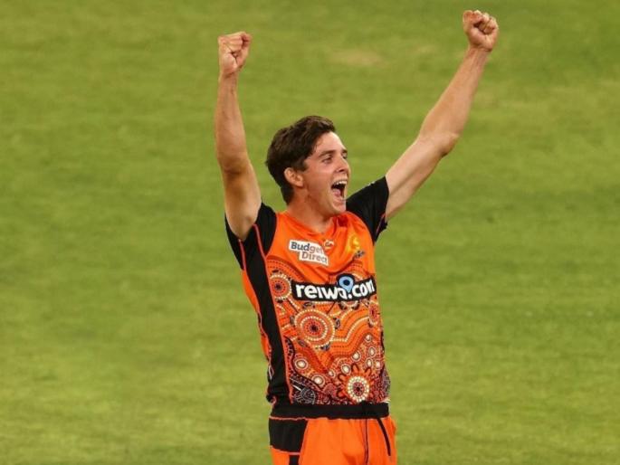 IPL Auction 2021 : For the first time three players bought for over 14Cr in same auction in IPL history | IPL Auction 2021 : परदेशी खेळाडूंवर पैशांचा धो धो पाऊस; इतिहासात प्रथमच तीन खेळाडूंसाठी लागली १४ कोटींहून अधिक बोली 