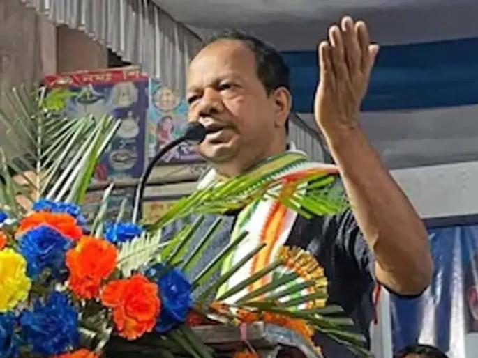 Trinamool Congress minister Zakir Hussain attacked in West Bengal, while BJP-TMC activists clash in Kolkata | बंगालमध्ये निवडणुकीपूर्वी रक्तपात, मंत्र्यावर बॉम्बहल्ला, तर कोलकात्यात BJP-TMC कार्यकर्त्यांमध्ये हाणामारी Trinamool Congress minister Zakir Hussain attacked in West Bengal, while BJP-TMC activists clash in Kolkata | बंगालमध्ये निवडणुकीपूर्वी रक्तपात, मंत्र्यावर बॉम्बहल्ला, तर कोलकात्यात BJP-TMC कार्यकर्त्यांमध्ये हाणामारी