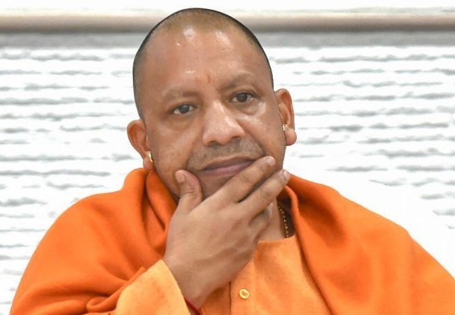 opposition leader slams yogi government uttar pradesh over unnao incident | "अत्यंत भयावह! योगीचं राज्य मुलींसाठी स्मशानभूमी बनलं, हे अत्याचार कधी थांबणार?"