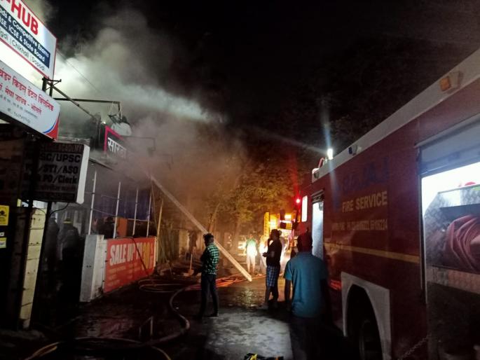 Woman dies in fire at cloth shop in Akurdi | आकुर्डीत कापड दुकानातील आगीत महिलेचा मृत्यू Woman dies in fire at cloth shop in Akurdi | आकुर्डीत कापड दुकानातील आगीत महिलेचा मृत्यू