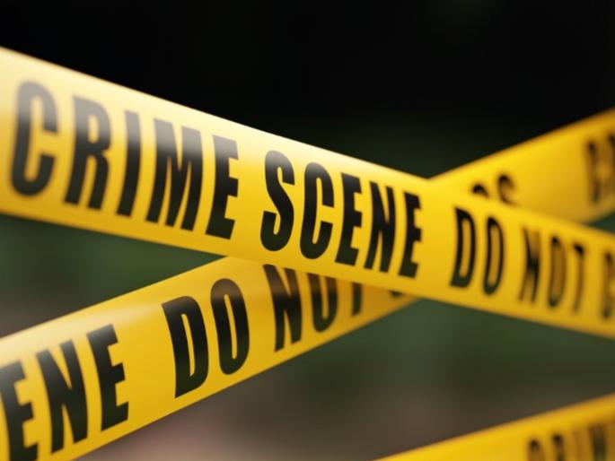 The decomposed body of a woman was found at the residence | राहत्या घरात सापडला कुजलेल्या अवस्थेत महिलेचा मृतदेह The decomposed body of a woman was found at the residence | राहत्या घरात सापडला कुजलेल्या अवस्थेत महिलेचा मृतदेह