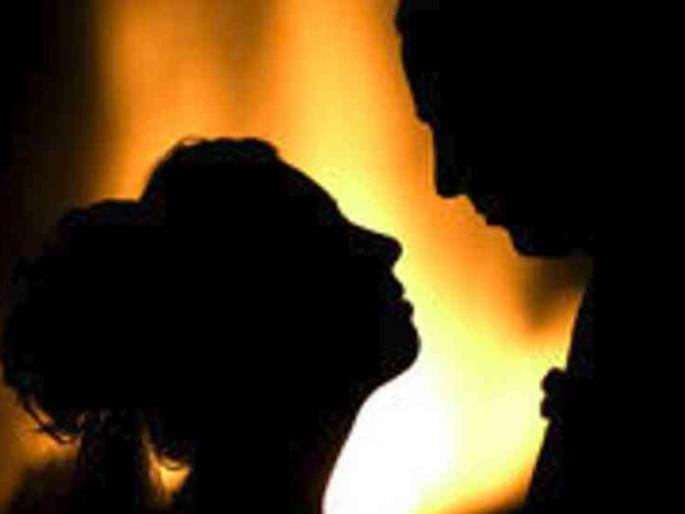 Husband commits murder after wife refuses to have sexual relation; kid was asleep with her mother's body covered in blood | शारीरिक संबंधास नकार दिल्याने केला खून; रक्ताच्या थारोळ्यात पडलेल्या आईच्या अंगावार झोपला होता चिमुकला Husband commits murder after wife refuses to have sexual relation; kid was asleep with her mother's body covered in blood | शारीरिक संबंधास नकार दिल्याने केला खून; रक्ताच्या थारोळ्यात पडलेल्या आईच्या अंगावार झोपला होता चिमुकला