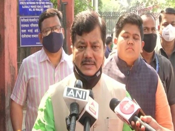 Who is Raj's father? Another MLA from the ruling party is targeted by the BJP | राजचा बाप कोण? सत्ताधारी पक्षातील अजून एक आमदार भाजपाच्या निशाण्यावर Who is Raj's father? Another MLA from the ruling party is targeted by the BJP | राजचा बाप कोण? सत्ताधारी पक्षातील अजून एक आमदार भाजपाच्या निशाण्यावर