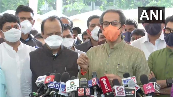 Uddhav Thackeray: Uddhav Thackeray targets BJP over MP Mohan Delkar's suicide, said ... | Uddhav Thackeray : खासदार मोहन डेलकर यांच्या आत्महत्येवरून उद्धव ठाकरेंचा भाजपावर निशाणा, म्हणाले...