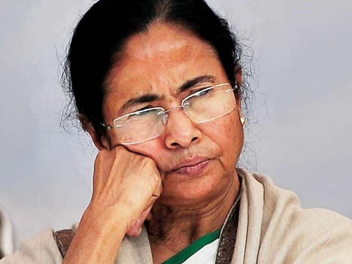 union minister giriraj singh attack on mamata benerjee said she is doing appeasement only | "ममता बॅनर्जी या फक्त निवडणुकीपुरत्या हिंदू, त्यांना मशिदीत की मंदिरात जायचं हे समजत नाही"