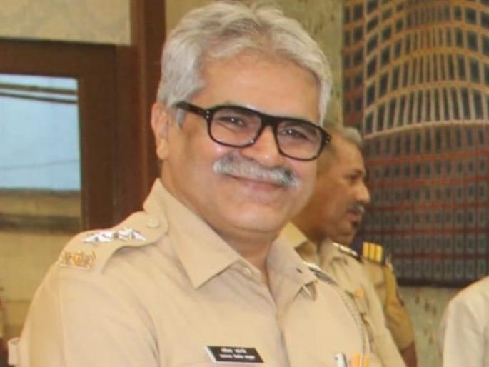 Heart attack on dutiful police officer Ramesh Nangre who contributed to Dharavi pattern | धारावी पॅटर्नमध्ये योगदान करणाऱ्या कर्तव्यदक्ष पोलीस अधिकारी रमेश नांगरे यांचं हार्ट अटॅकने निधन Heart attack on dutiful police officer Ramesh Nangre who contributed to Dharavi pattern | धारावी पॅटर्नमध्ये योगदान करणाऱ्या कर्तव्यदक्ष पोलीस अधिकारी रमेश नांगरे यांचं हार्ट अटॅकने निधन