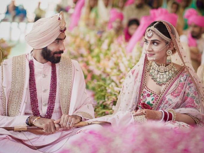 Jasprit Bumrah Sanjana Ganesan Wedding : Jasprit Bumrah And Sanjana Ganesan’s Lovestory Is A Perfect Cricket Fairytale | Jasprit Bumrah Weds Sanjana Ganesan : IPL मध्ये झाली पहिली भेट, मैत्रीचे प्रेमात रुपांतर!; अशी पडली टीम इंडियाच्या गोलंदाजाची विकेट