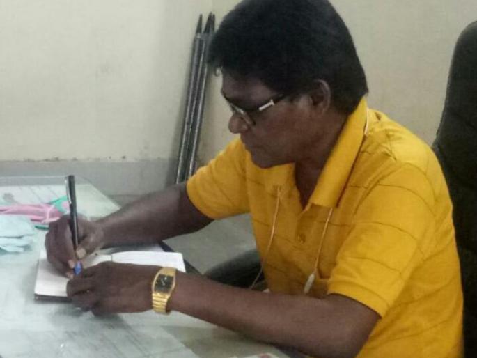 The nephew is the killer; Assassination of Deputy Tehsildar out of old enmity | भाचाच निघाला मारेकरी; जुन्या वैमनस्यातून नायब तहसीलदाराची हत्या The nephew is the killer; Assassination of Deputy Tehsildar out of old enmity | भाचाच निघाला मारेकरी; जुन्या वैमनस्यातून नायब तहसीलदाराची हत्या