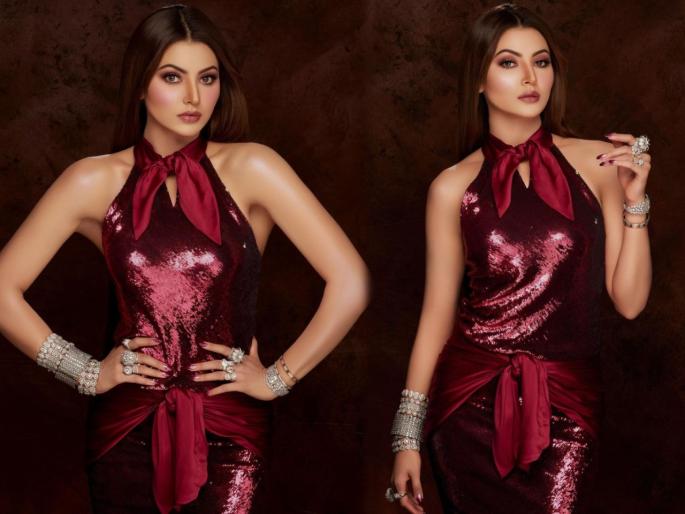 Urvashi rautela wears crimson unique gown in 66th filmfare award function | बाबो ! एवढ्या लाख रुपयांचा ड्रेस घालून फिल्मफेअरच्या रेड कार्पेटवर अवतरली होती उर्वशी रौतेला Urvashi rautela wears crimson unique gown in 66th filmfare award function | बाबो ! एवढ्या लाख रुपयांचा ड्रेस घालून फिल्मफेअरच्या रेड कार्पेटवर अवतरली होती उर्वशी रौतेला